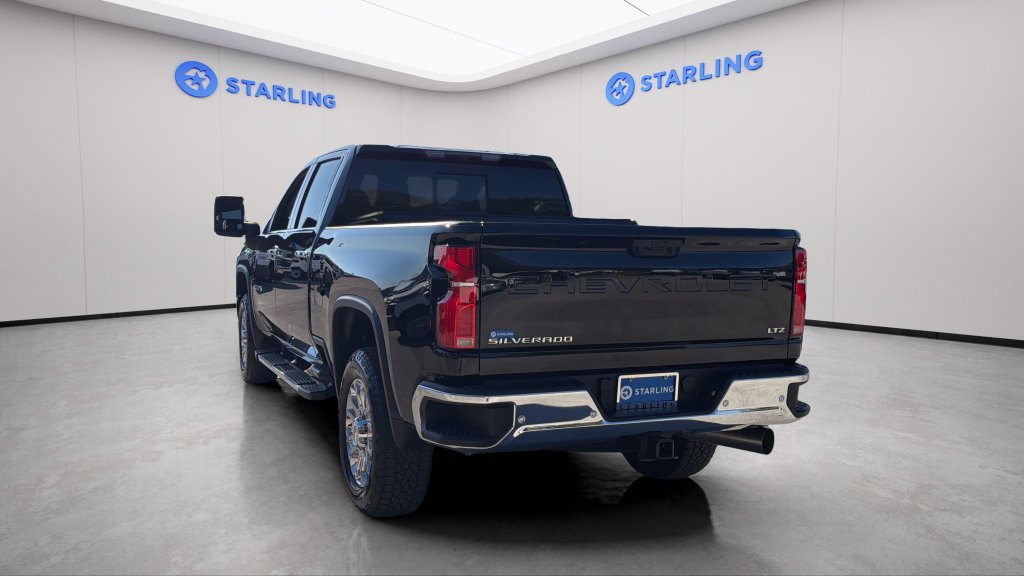 Used 2025 Chevrolet Silverado 3500 LTZ w/ LTZ Plus Package AWD/4WD image 6