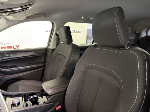 Used 2023 Jeep Grand Cherokee L Laredo w/ Luxury Tech Group I image 27