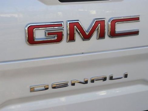 Used 2022 GMC Sierra 1500 Denali w/ Denali Premium Package image 6