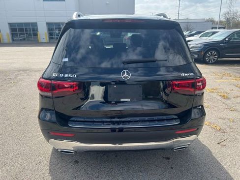 Used 2022 Mercedes-Benz GLB 250 4MATIC image 6
