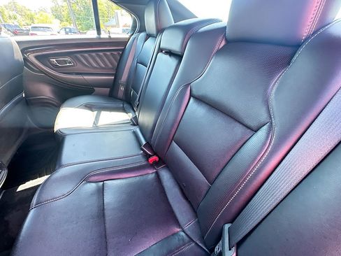 Used 2017 Ford Taurus Limited FWD image 4