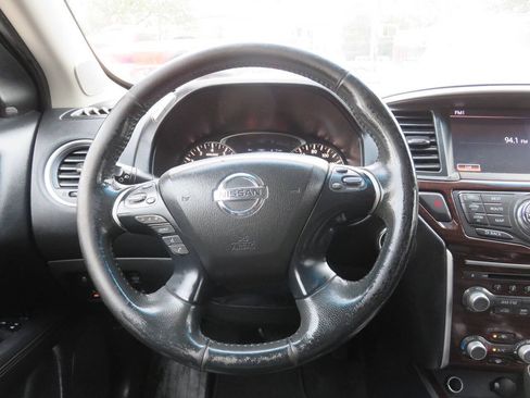 Used 2015 Nissan Pathfinder SL w/ SL Premium Package AWD/4WD image 14