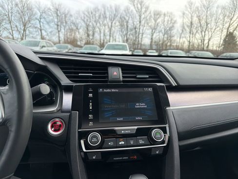 Used 2018 Honda Civic EX-L image 15