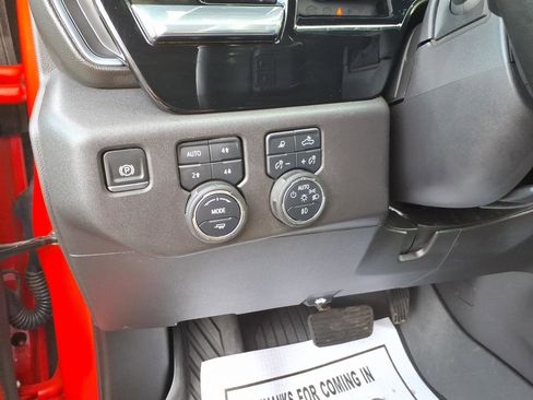 Used 2024 Chevrolet Silverado 1500 LT Trail Boss w/ Convenience Package II image 13