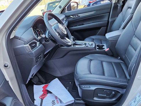 New 2025 MAZDA CX-5 AWD 2.5 S w/ Premium Plus Pkg image 5