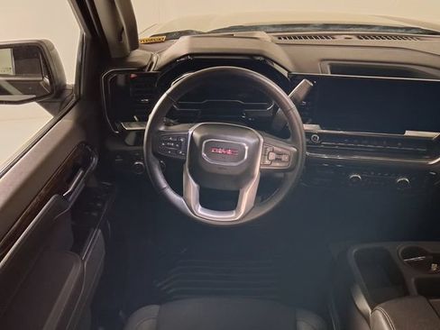 Certified 2025 GMC Sierra 1500 Elevation AWD/4WD image 11