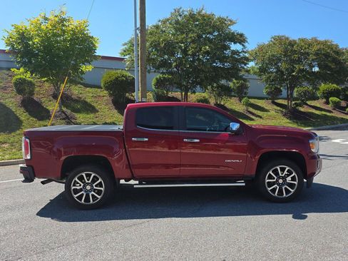 Used 2017 GMC Canyon Denali AWD/4WD image 6