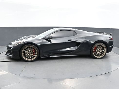 Used 2024 Chevrolet Corvette Z06 image 4