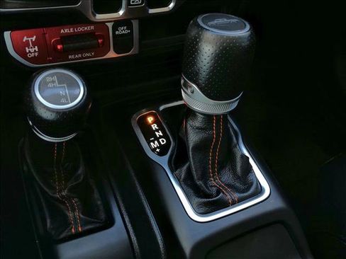 Used 2022 Jeep Gladiator Mojave w/ LED Lighting Group image 13