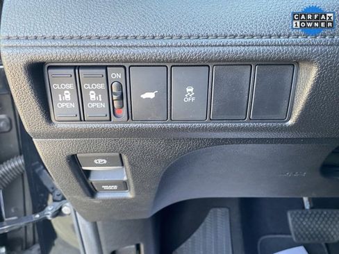 Used 2025 Honda Odyssey Sport-L image 25