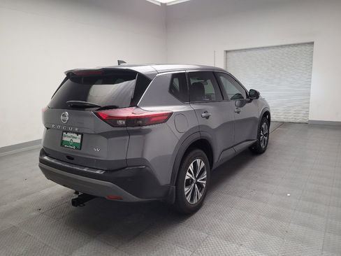 Used 2021 Nissan Rogue SV FWD image 9