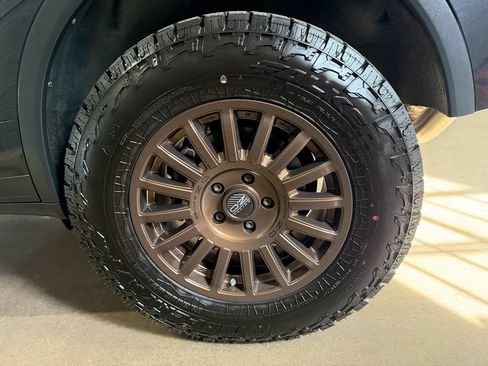 Used 2013 Porsche Cayenne Diesel AWD/4WD image 34
