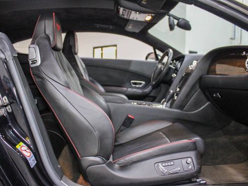 Used 2013 Bentley Continental GT image 40