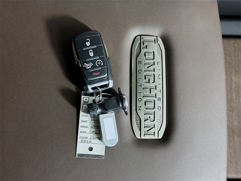 New 2026 RAM 2500 Limited w/ Towing Technology Group image 20