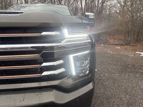 Used 2023 Chevrolet Silverado 3500 High Country w/ Safety Package II image 3