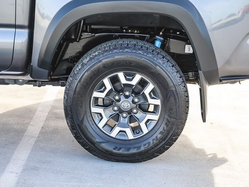 Certified 2020 Toyota Tacoma TRD Off-Road image 11