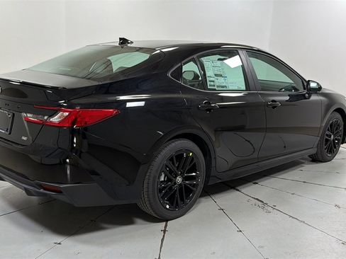 New 2026 Toyota Camry Hybrid image 5