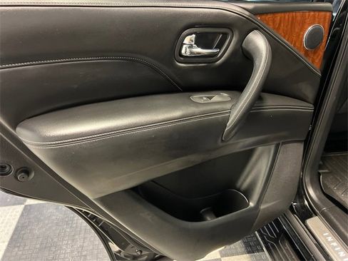 Used 2019 INFINITI QX80 Luxe w/ Proassist Package image 18