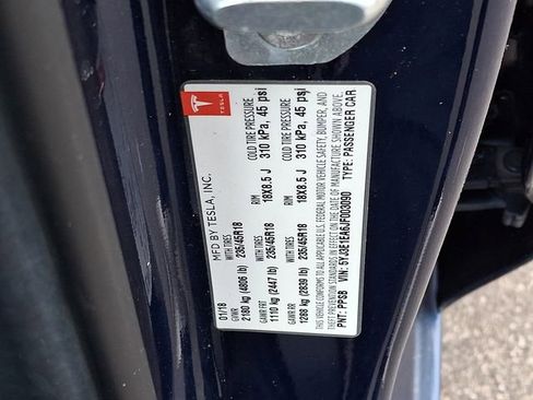 Used 2018 Tesla Model 3 Long Range image 28