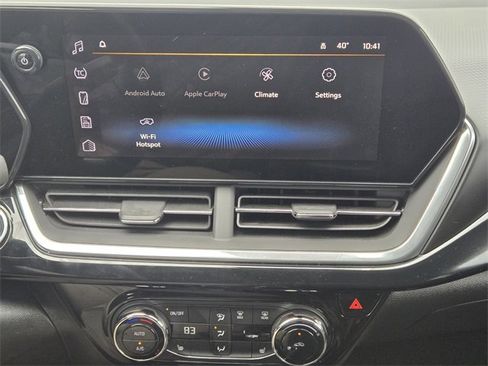 Used 2024 Chevrolet Trax RS w/ Sunroof Package image 17