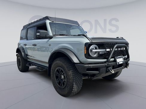 Used 2023 Ford Bronco Wildtrak image 18