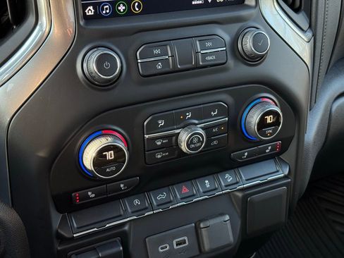 Used 2020 Chevrolet Silverado 1500 RST w/ All-Star Edition image 32