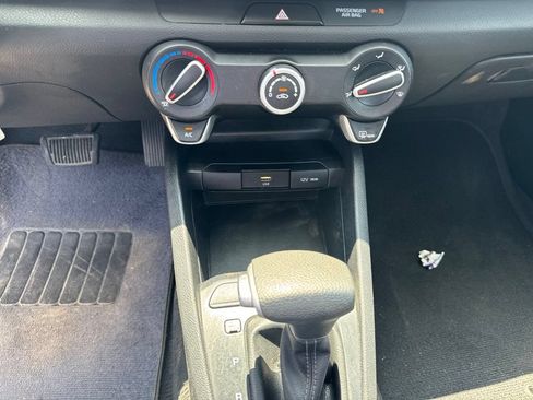 Used 2023 Kia Rio LX FWD image 15