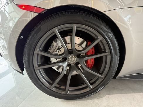 Used 2017 McLaren 570S RWD image 32
