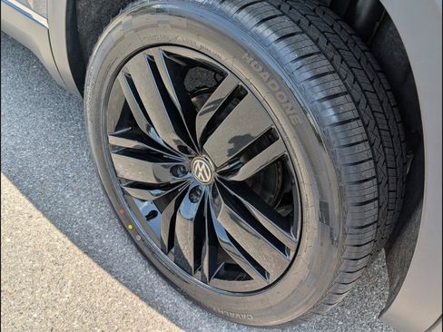 Used 2018 Volkswagen Atlas SEL AWD/4WD image 21