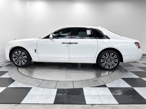 Used 2021 Rolls-Royce Ghost image 42