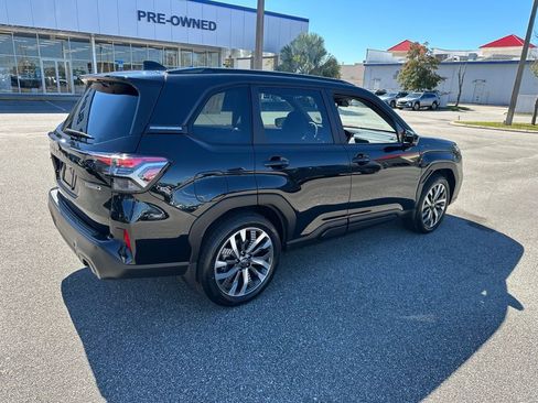 Used 2025 Subaru Forester Touring w/ Popular Package - Touring image 3