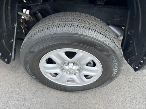 Used 2023 Toyota Tundra SR RWD image 3