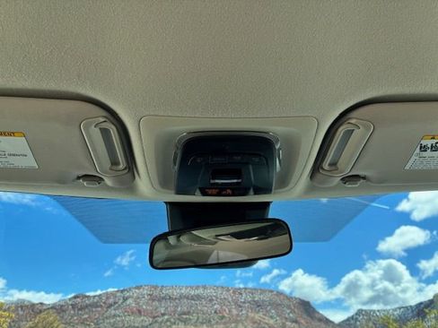 Used 2024 Toyota Corolla LE image 16