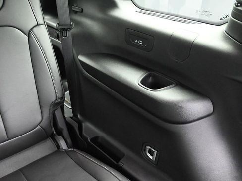 New 2025 Jeep Grand Cherokee L Limited image 29