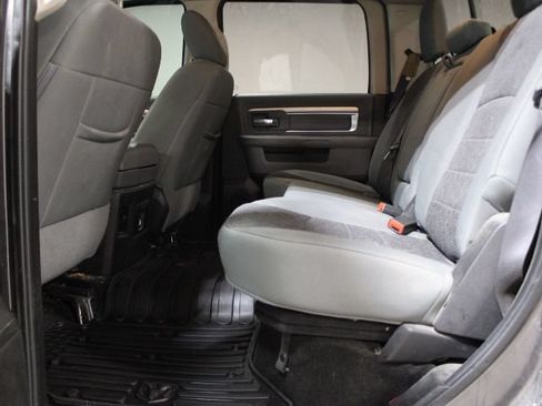 Used 2017 RAM 1500 Big Horn AWD/4WD image 14