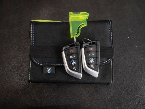 Used 2023 BMW 530i w/ Premium Package RWD image 44