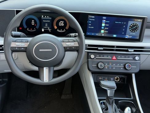 New 2026 Hyundai Tucson SE image 11