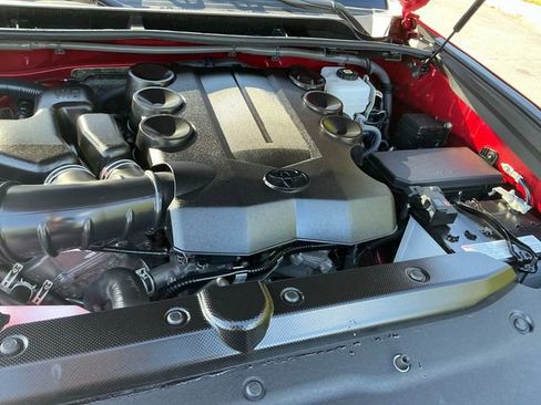 Used 2024 Toyota 4Runner TRD Off-Road image 19