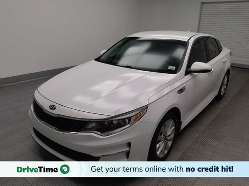 Used 2018 Kia Optima LX w/ 17" Alloy Wheels Package FWD image 1