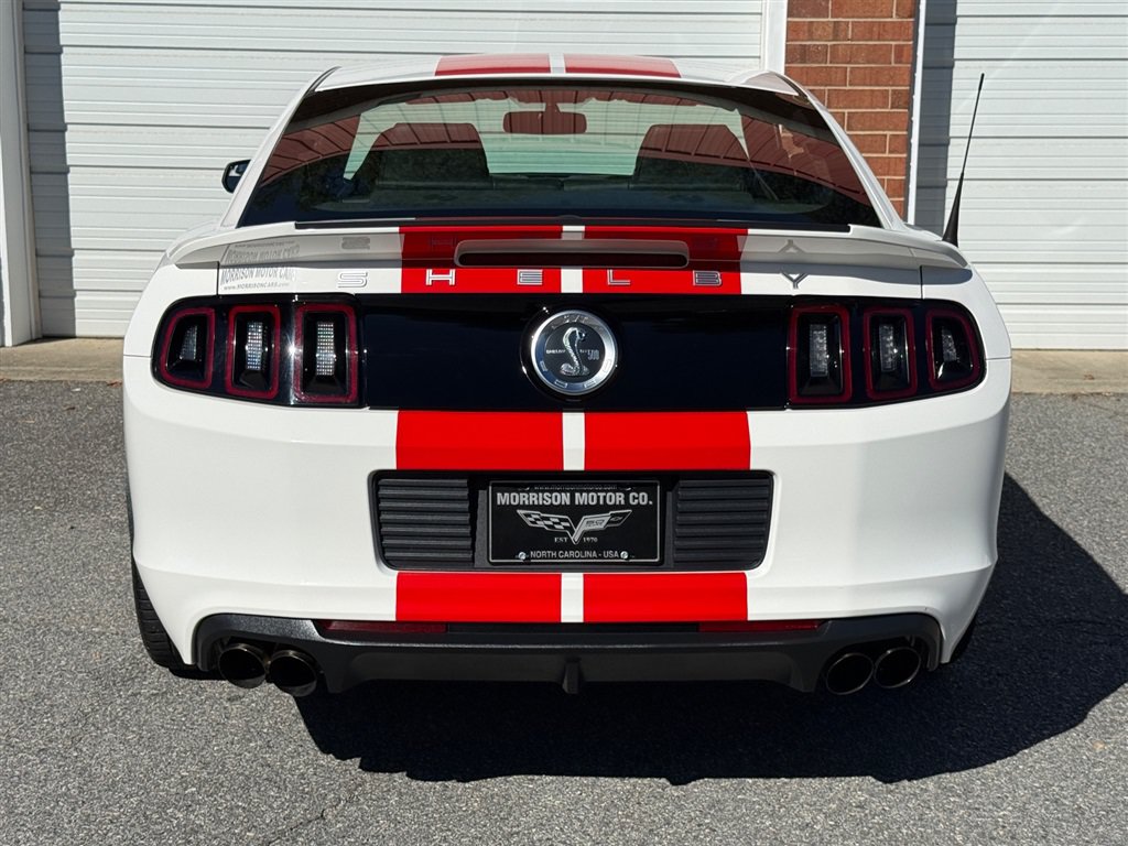 Used 2013 Ford Mustang Shelby GT500 RWD image 26