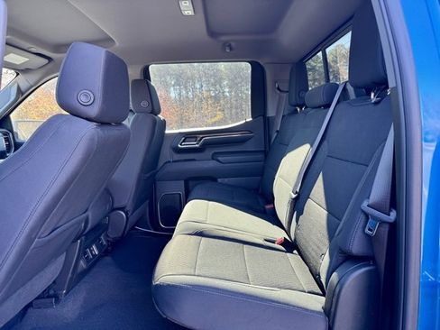 Used 2024 Chevrolet Silverado 1500 LT w/ Z71 Off-Road Package image 28