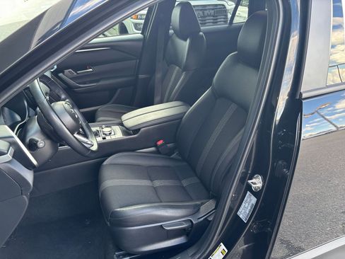 Used 2025 MAZDA CX-50 AWD 2.5 S w/ Select Package image 36