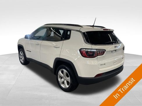 Used 2020 Jeep Compass Latitude w/ Cold Weather Group AWD/4WD image 4