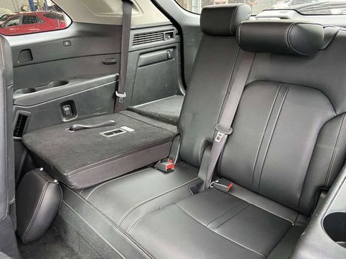 Used 2024 MAZDA CX-90 3.3 Turbo w/ Premium Package image 13