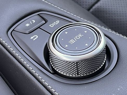 Certified 2025 INFINITI QX50 Luxe image 21