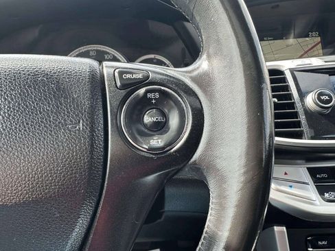 Used 2013 Honda Accord EX-L image 25