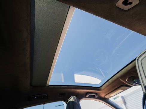 New 2025 Porsche Cayenne Turbo image 29