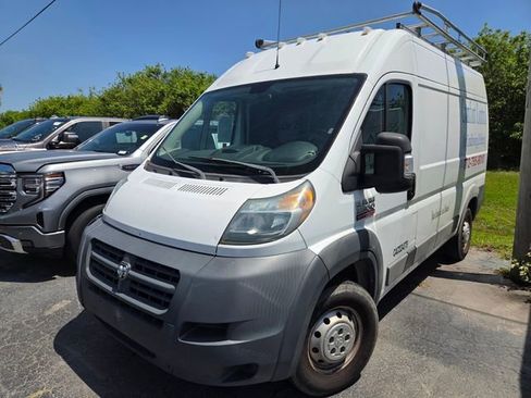 Used 2016 RAM ProMaster 2500 w/ Interior Convenience Group FWD image 3