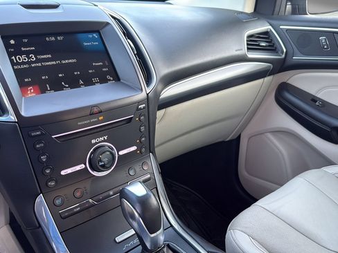 Used 2016 Ford Edge Titanium w/ Equipment Group 301A AWD/4WD image 19