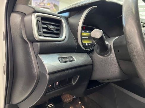 Used 2017 Nissan Maxima 3.5 SV FWD image 19